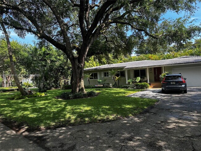 Building Photo - 630 San Lorenzo Ave Rental