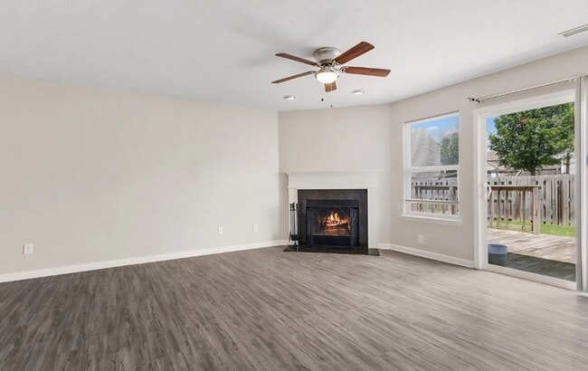 Photo - 10522 Hunters Crossing Blvd