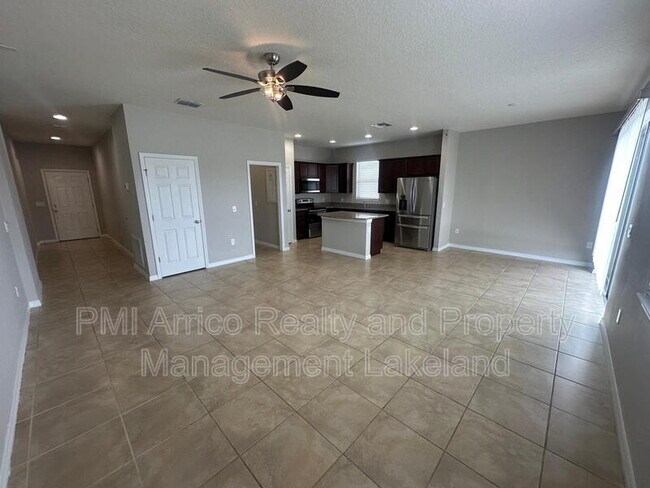 Photo - 8739 Micmac Ct