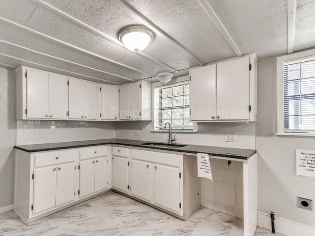 Photo - 9706 N Garnett Dr