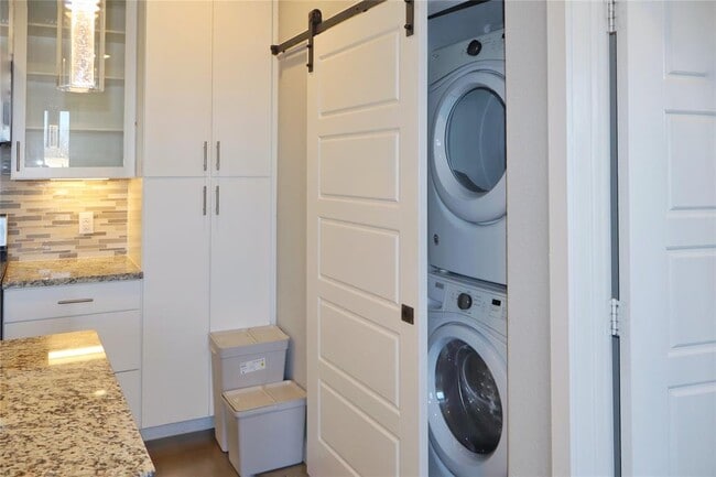 Photo - 810 S Rock St Unit 202