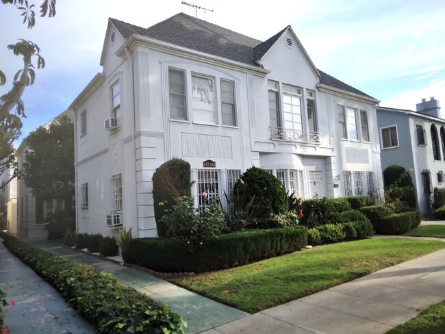 Building Photo - 442 S Palm Dr Unit 442 C Rental