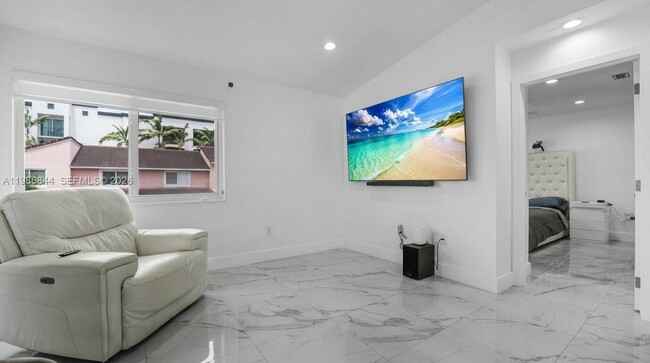 Photo - 8033 Lake Dr Unit 203