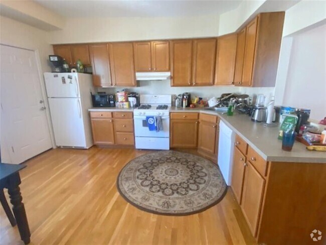 Building Photo - 389 Columbia St Unit 3 Rental