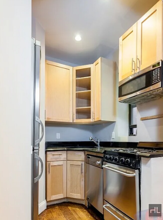 Photo - E 25TH ST. Unit 3C