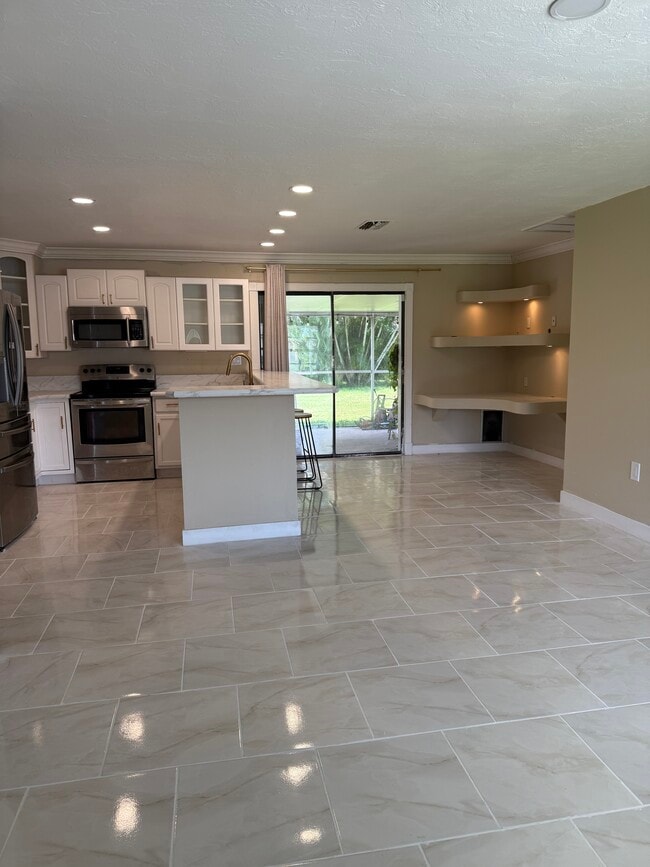 Photo - 13326 1st St Unit 13326