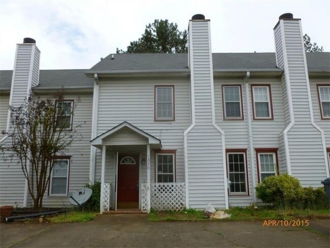 Building Photo - 1370 Kennesaw Trace Ct