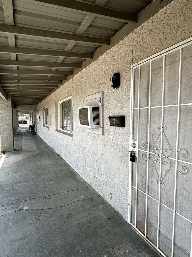 Photo - 14005 N Palm St Apartment Unit 4