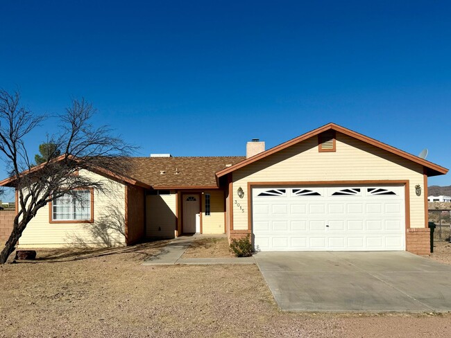 Cute 3 bedroom, 2 bathroom home - Cute 3 bedroom, 2 bathroom home