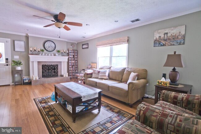 Photo - 119 Tanager Ct
