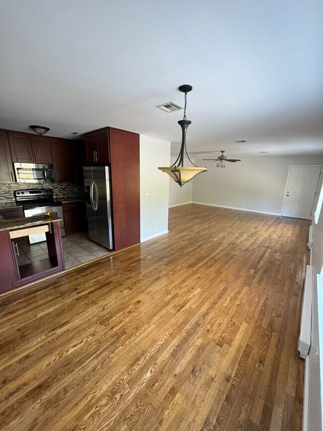 Photo - 7 Danica Way Unit 25