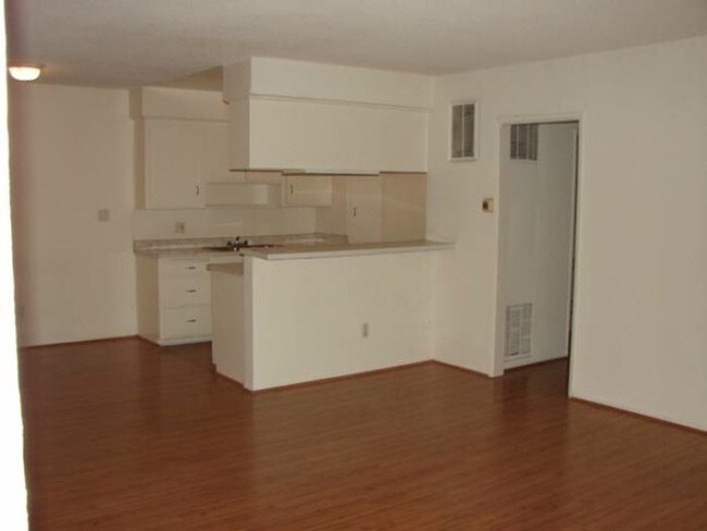 Photo - 817 S. St. Andrews Pl