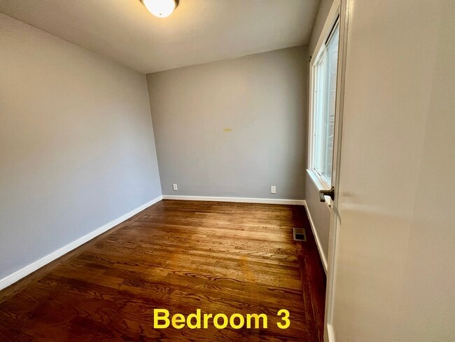 Photo - 660 Railroad Ave Unit 660