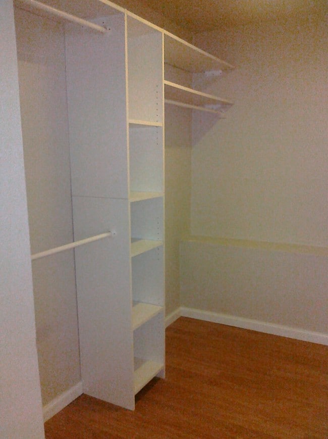 Photo - 2073 Clinton Ave Unidad 2071