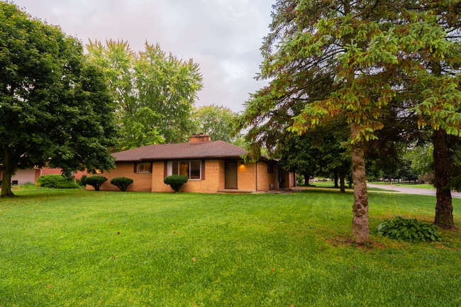 Photo - 5205 Faircrest Ln