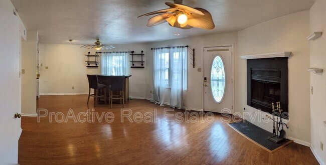 Photo - 1326 W Ocean View Ave