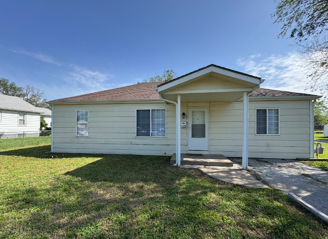 Photo - 1425 W Haskell St House