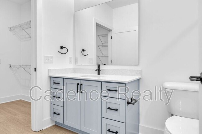 Photo - 610 S Kerr Ave Unit 203