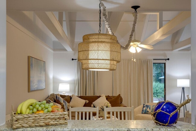 Photo - 45 Queens Folly Rd Unit ID1309206P