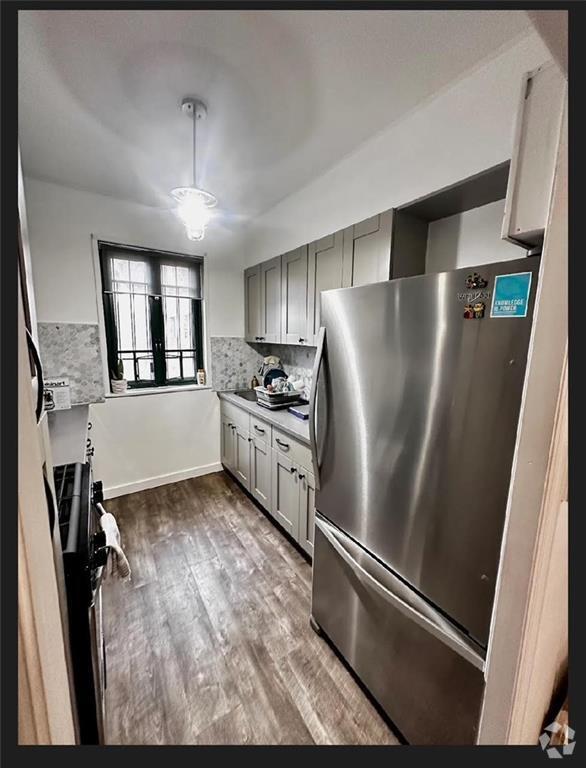 Building Photo - 89 Metropolitan Oval Unit 10G Rental
