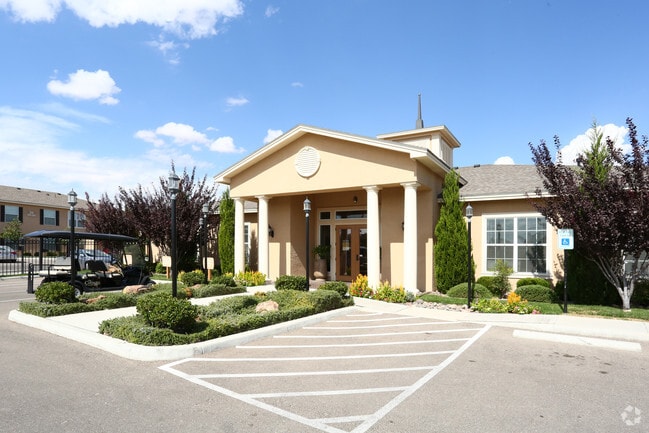 Leasing Office
