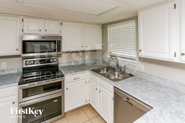 Photo - 1317 Nicole Way