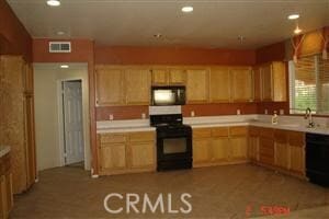 Photo - 33157 Leeward Way