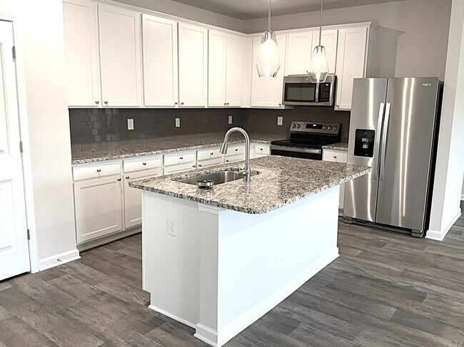 Photo - 3160 Emberly Dr