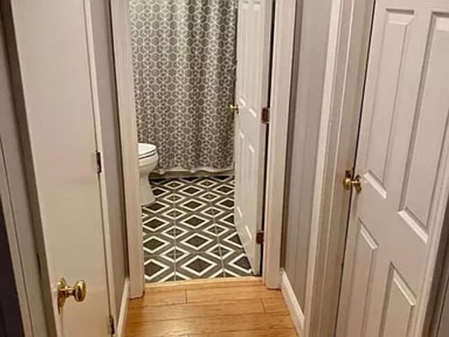 Photo - Downtown Kittery- close to the Shipyard