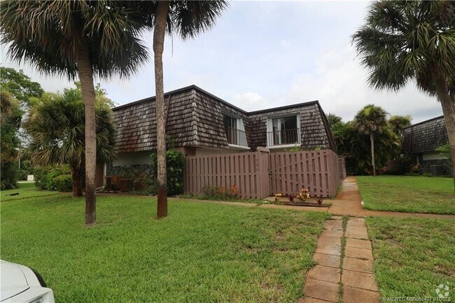Building Photo - 746 NW 10th Terrace Rental