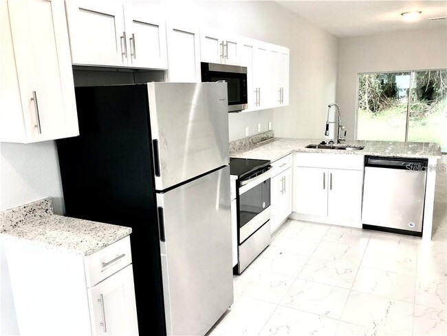 Photo - 717 Camel Ct