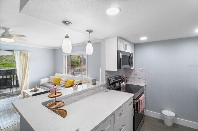 Photo - 631 N Keene Rd Unit S8