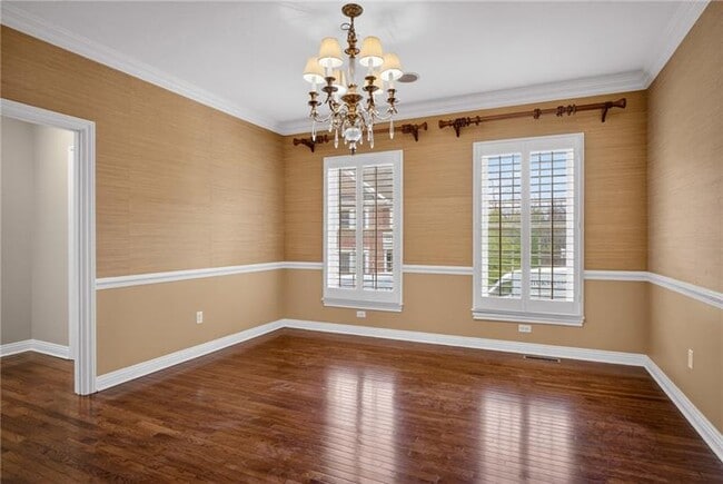 Photo - 402 Georgetowne Ct