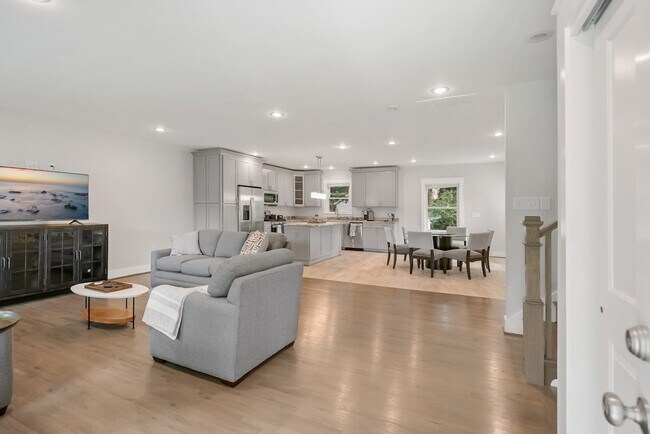 Photo - 7900 Heritage Dr Unit SI ID1395478P