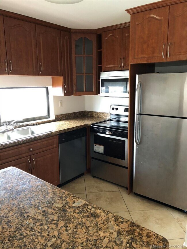 Photo - 16909 N Bay Rd Unit 711