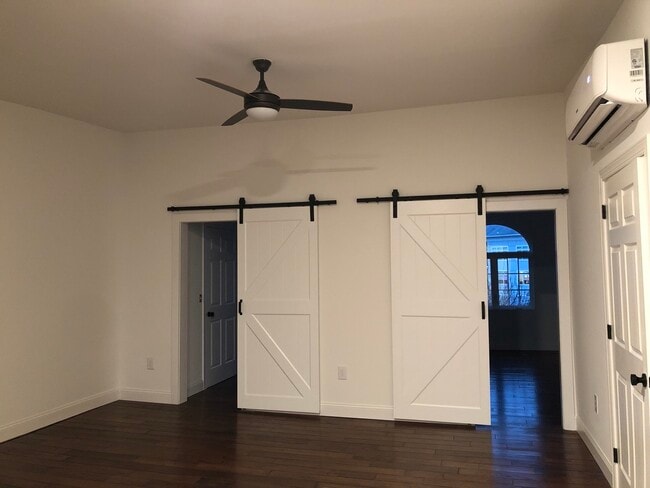 living room - 178 Bridge Street Unit 300
