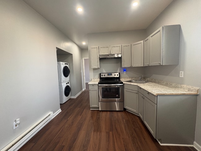 Building Photo - 1522 W Dauphin St