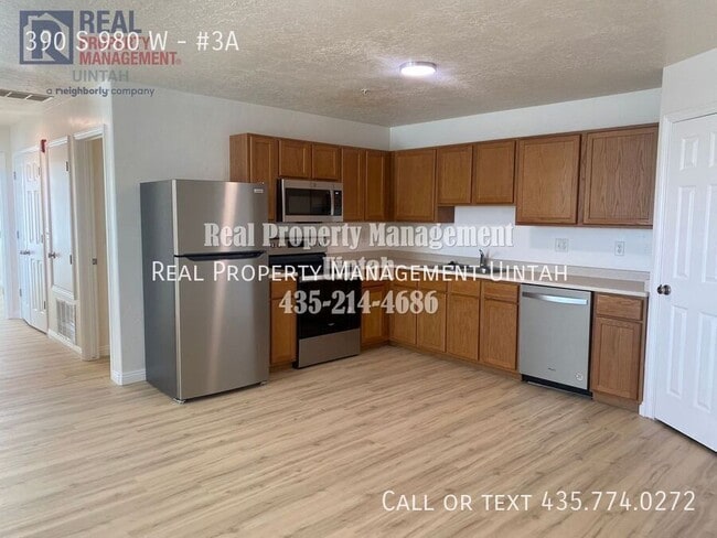 Photo - 390 980 Unit #3A