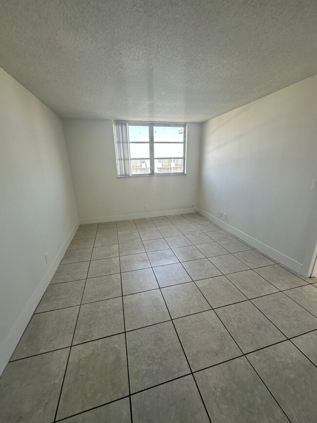 Boardwalk at Inverrary Apartments Sunrise, FL