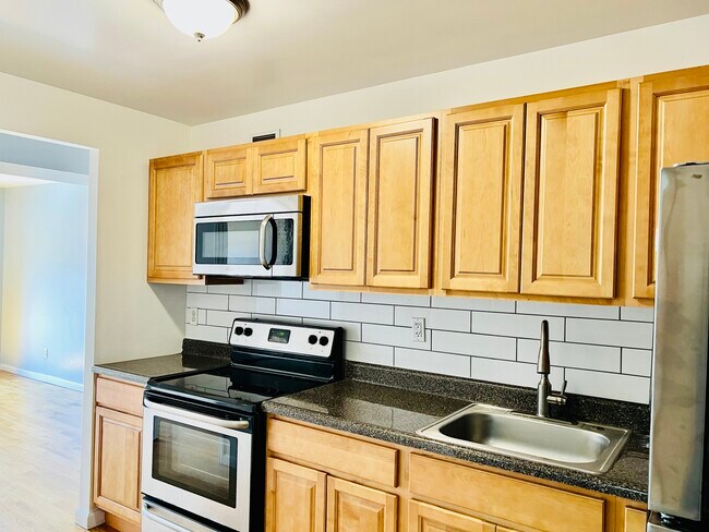 Photo - 143 Main St Unidad 2D