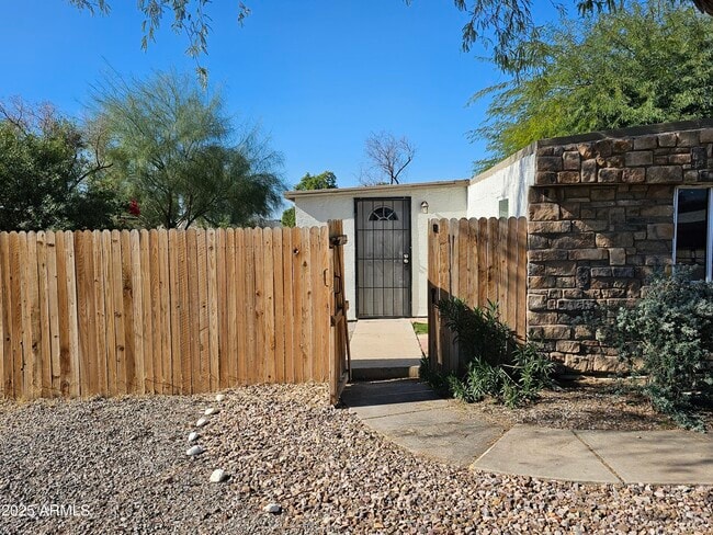 Photo - 18436 N 1st St