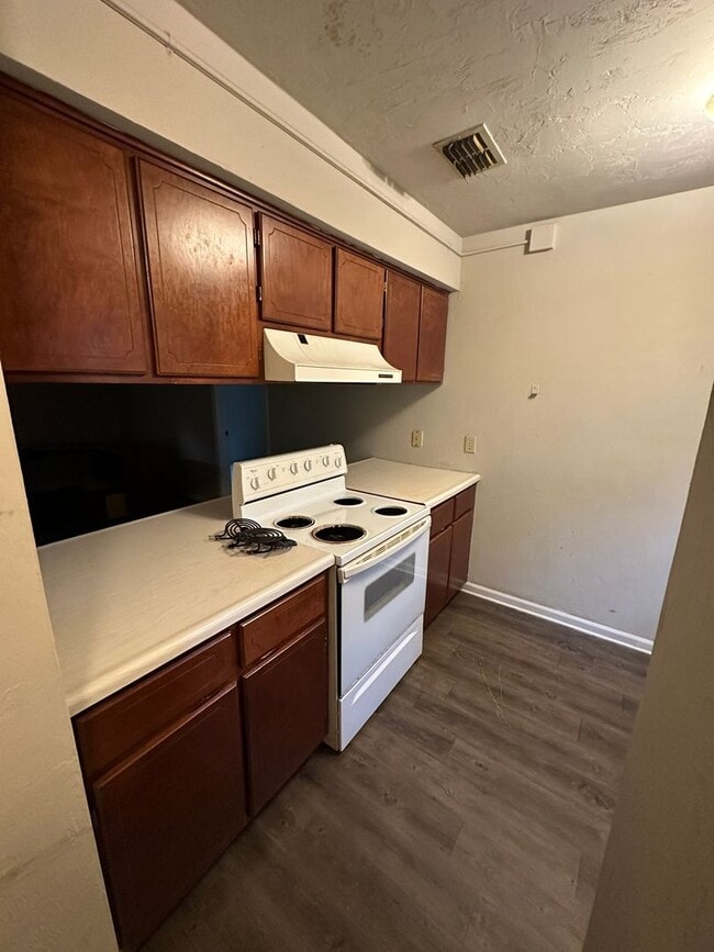 Photo - 3 bed 3 bath townhomes available Mid-July