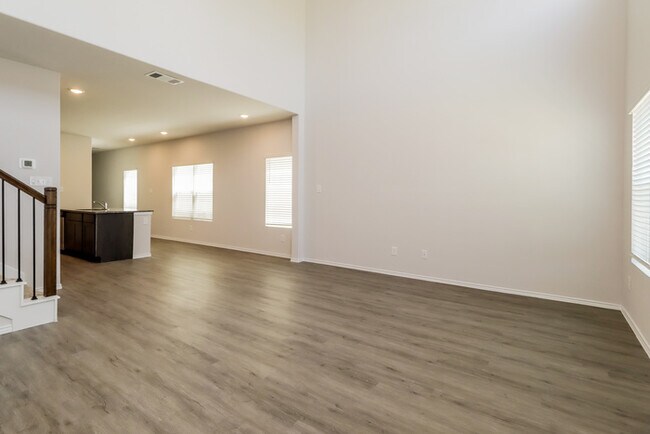 Photo - 15330 Estrella Rd W