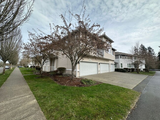 Building Photo - 2125 Bobs Hollow Ln Unit A