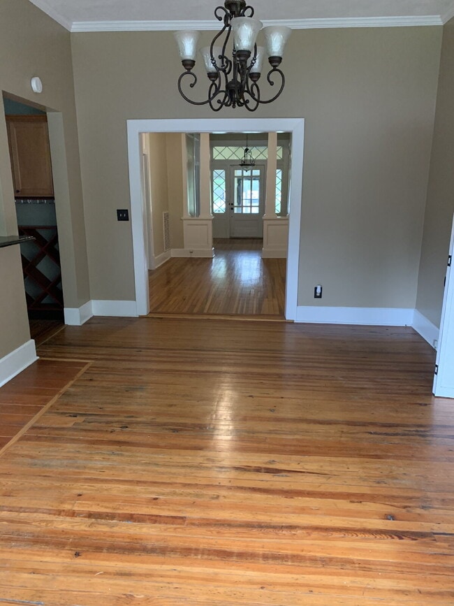 Photo - Stunning Renovated 4-Bedroom Home in Lakebottom with Screened Porch & Prime Location Near Fort Mo...