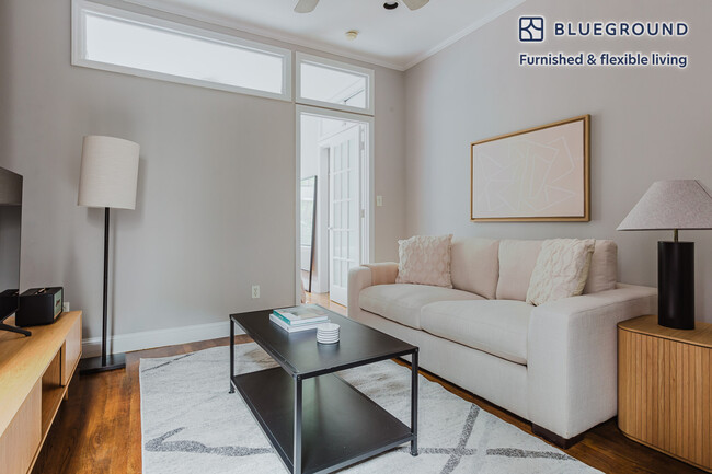 Building Photo - 246 Mott St Rental