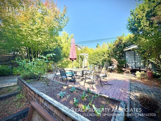 Photo - 1816 NE 55th St Unidad B