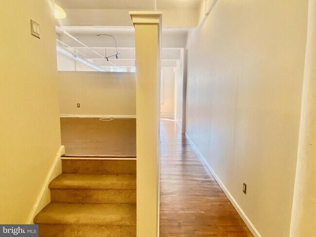 Photo - 1228 Arch St Unit 5C