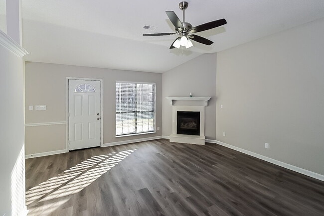 Photo - 10873 E Ridge Dr