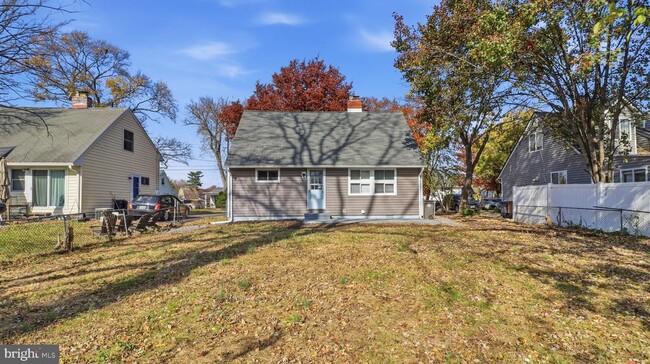 Photo - 5724 Denfield Rd